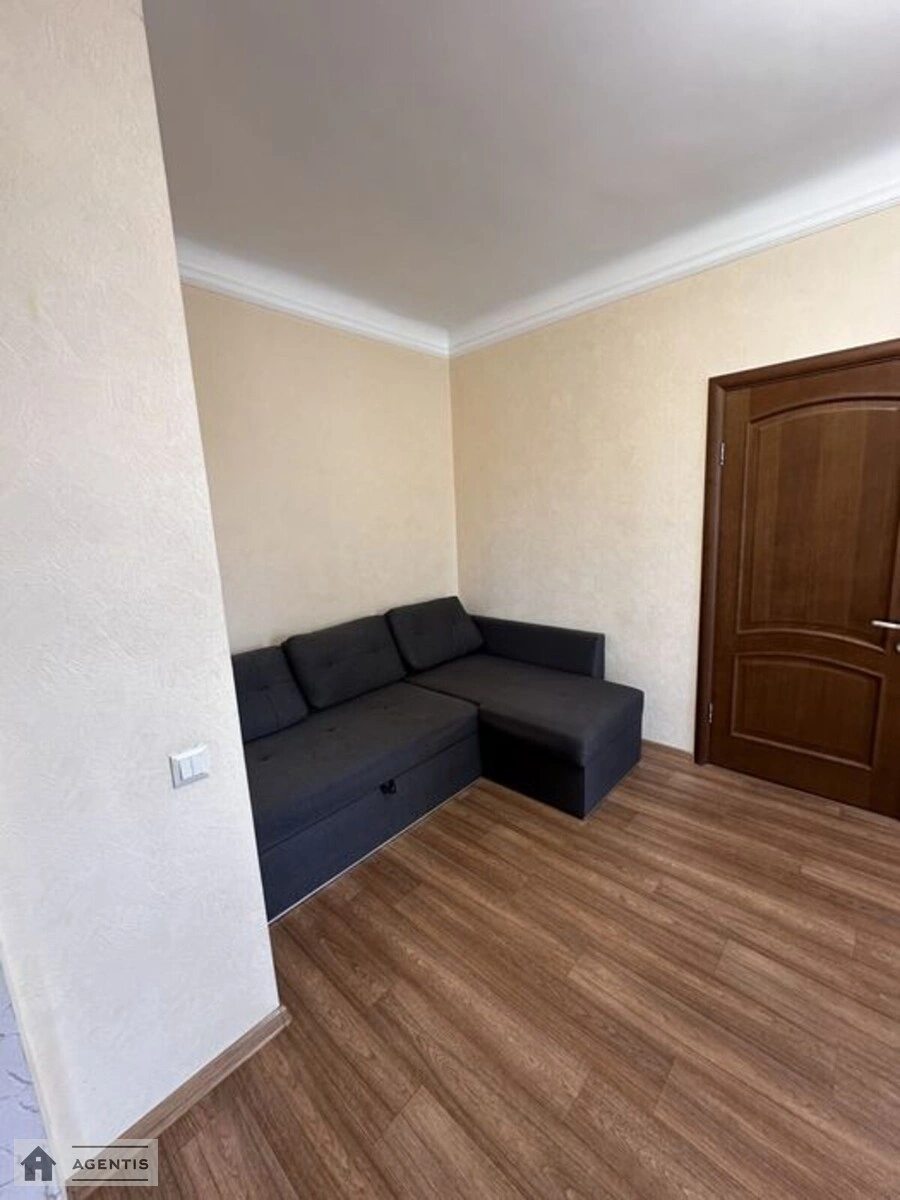 Apartment for rent 2 rooms, 44 m², 3rd fl./5 floors. 9, Beresteyskyy prosp. Peremohy, Kyiv. 