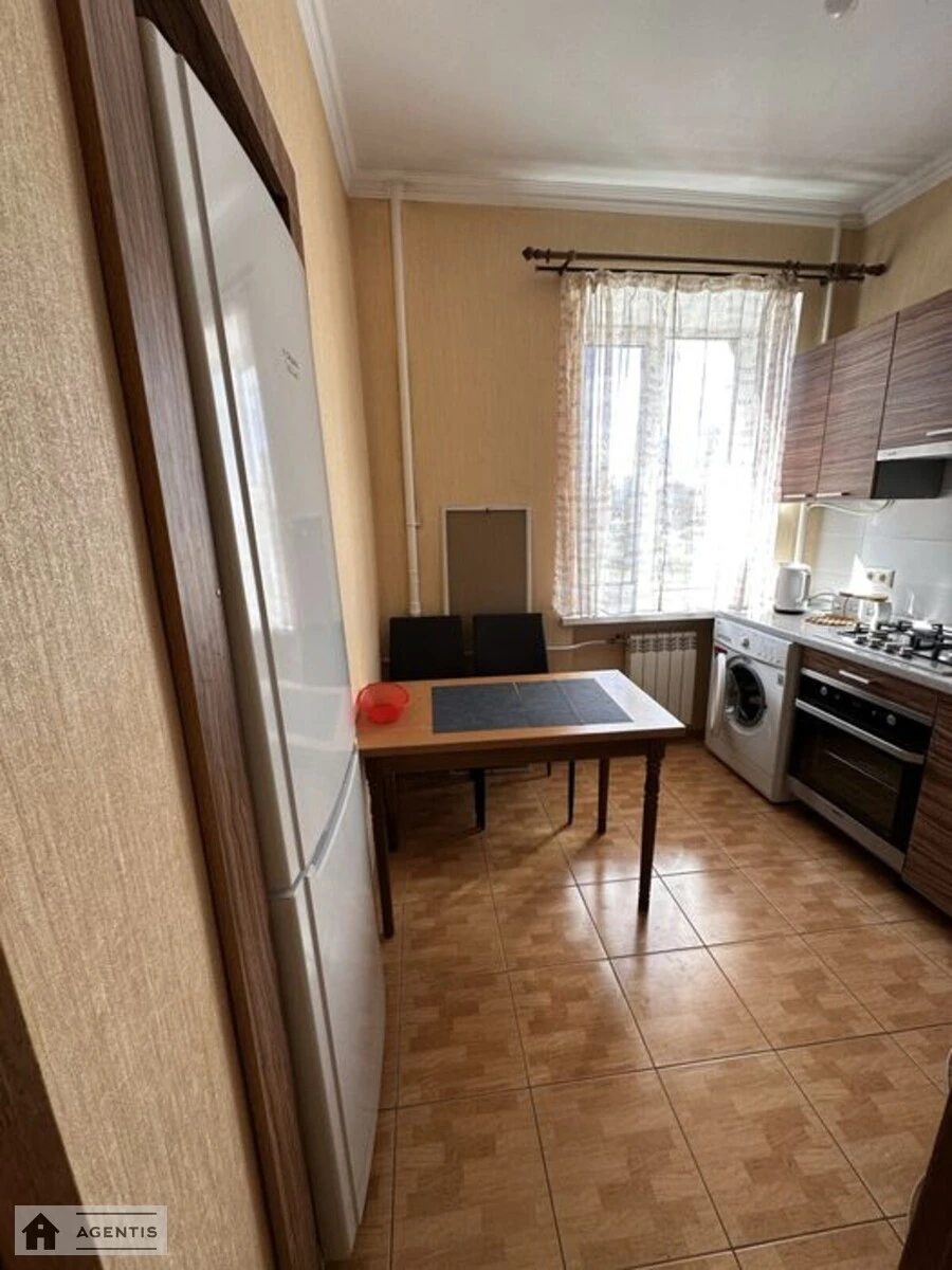 Здам квартиру 2 кімнати, 44 m², 3 пов./5 поверхів. 9, Берестейський просп. (Перемоги), Київ. 