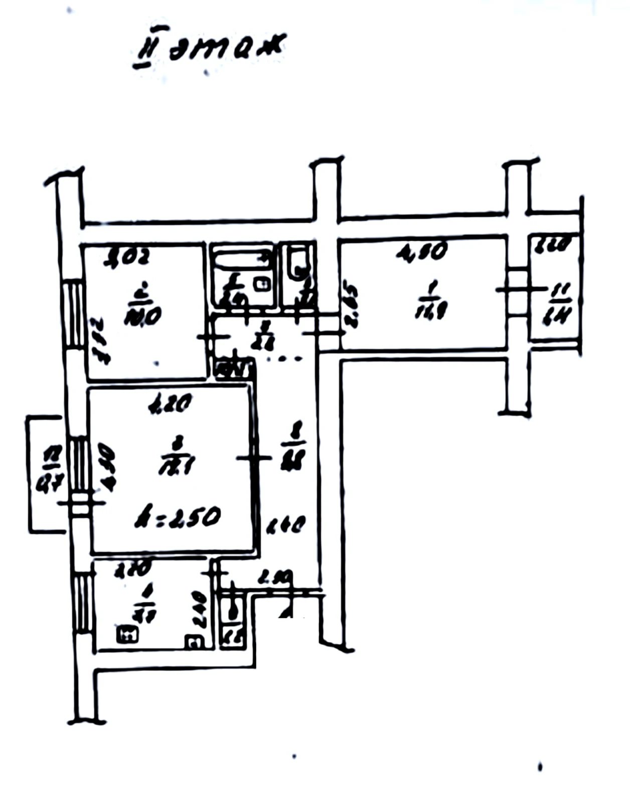 Продаж квартири 3 кімнати, 70 m², 2 пов./9 поверхів. Фонтанская Дорога , Одеса. 