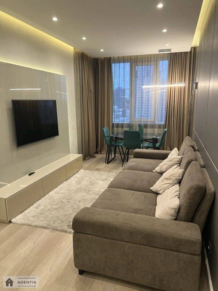 Сдам квартиру 2 комнаты, 65 m², 15 эт./30 этажей. 37, Саксаганского 37, Киев. 