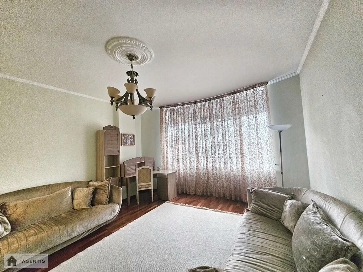 Apartment for rent 3 rooms, 100 m², 12th fl./28 floors. 12, Volodymyra Ivasyuka prosp. Heroyiv Stalinhrada, Kyiv. 