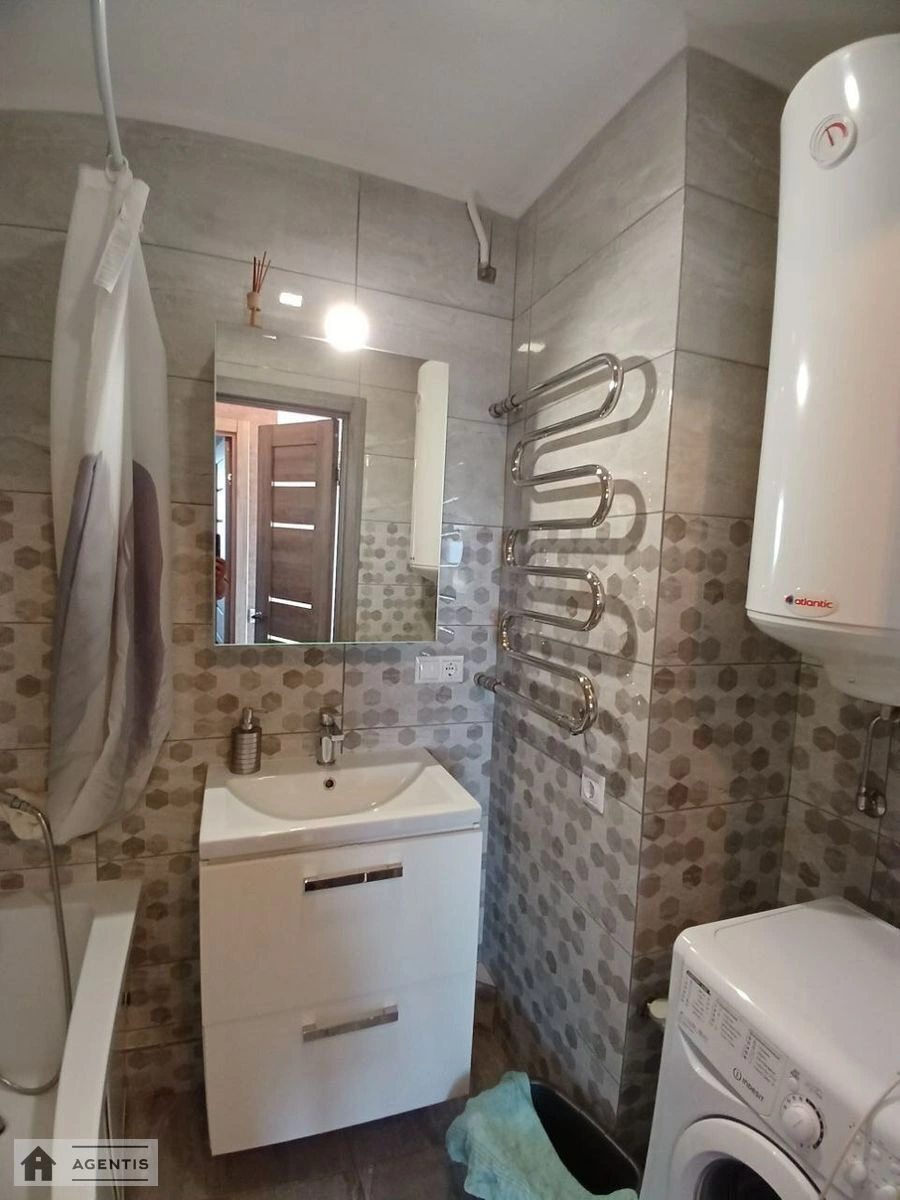 Здам квартиру 2 кімнати, 50 m², 14 пов./16 поверхів. 114, Берестейський просп. (Перемоги), Київ. 