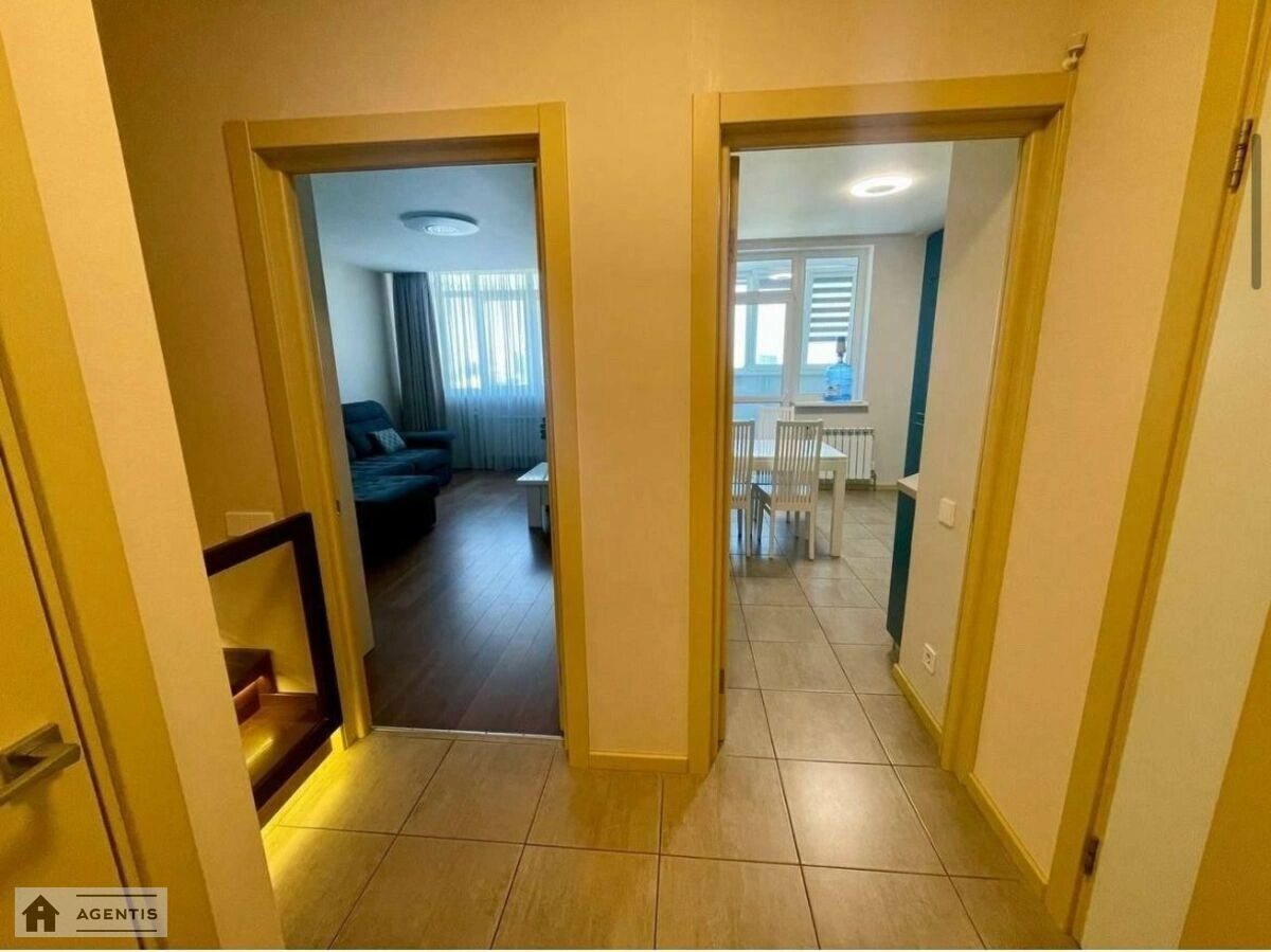 Apartment for rent 3 rooms, 94 m², 13th fl./14 floors. 4, Nyvska vul., Kyiv. 