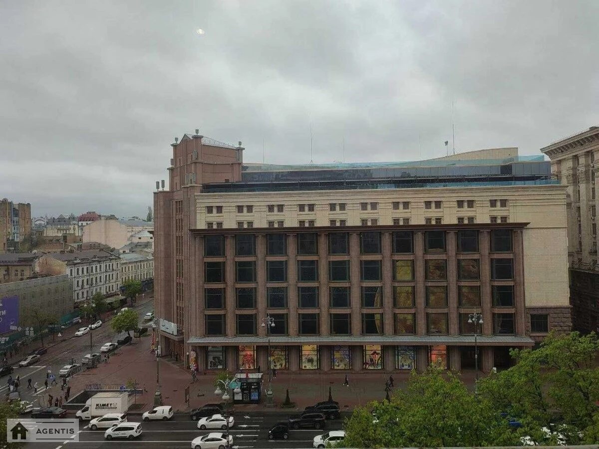 Сдам квартиру 4 комнаты, 150 m², 7 эт./8 этажей. 23, Крещатик 23, Киев. 