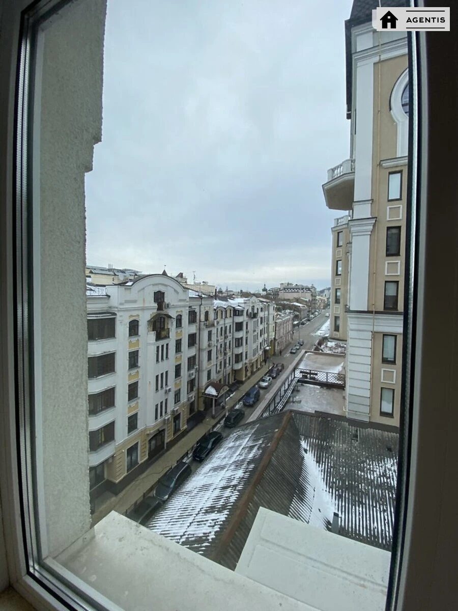 Apartment for rent 4 rooms, 107 m², 6th fl./8 floors. 7, Yaroslavskiy 7, Kyiv. 