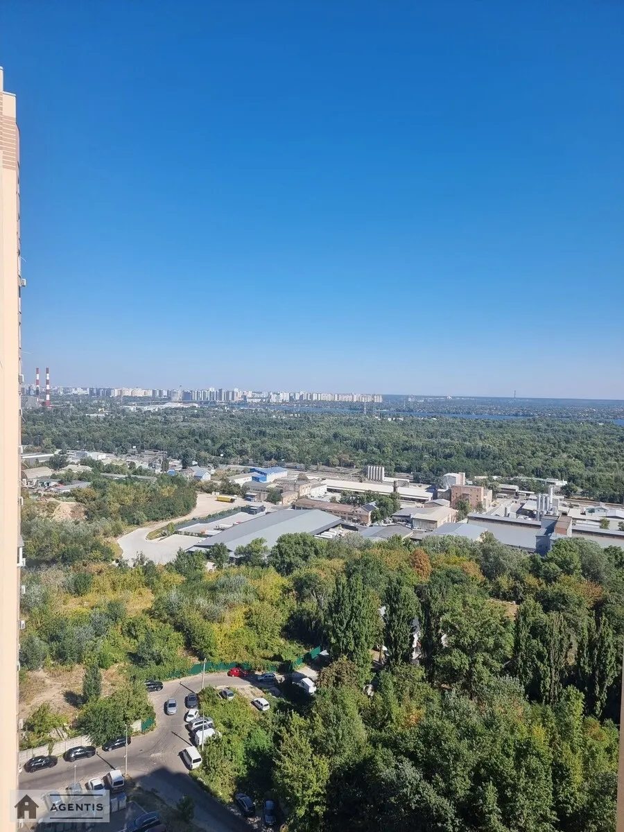 Apartment for rent 3 rooms, 63 m², 20th fl./24 floors. 9, Motorniy 9, Kyiv. 