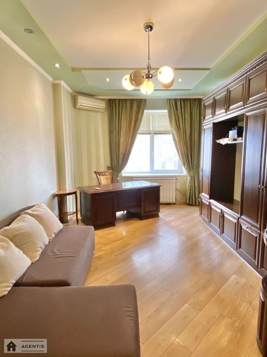 Apartment for rent 3 rooms, 125 m², 12th fl./24 floors. 21, Levka Lukyanenka vul. Marshala Tymoshenka, Kyiv. 