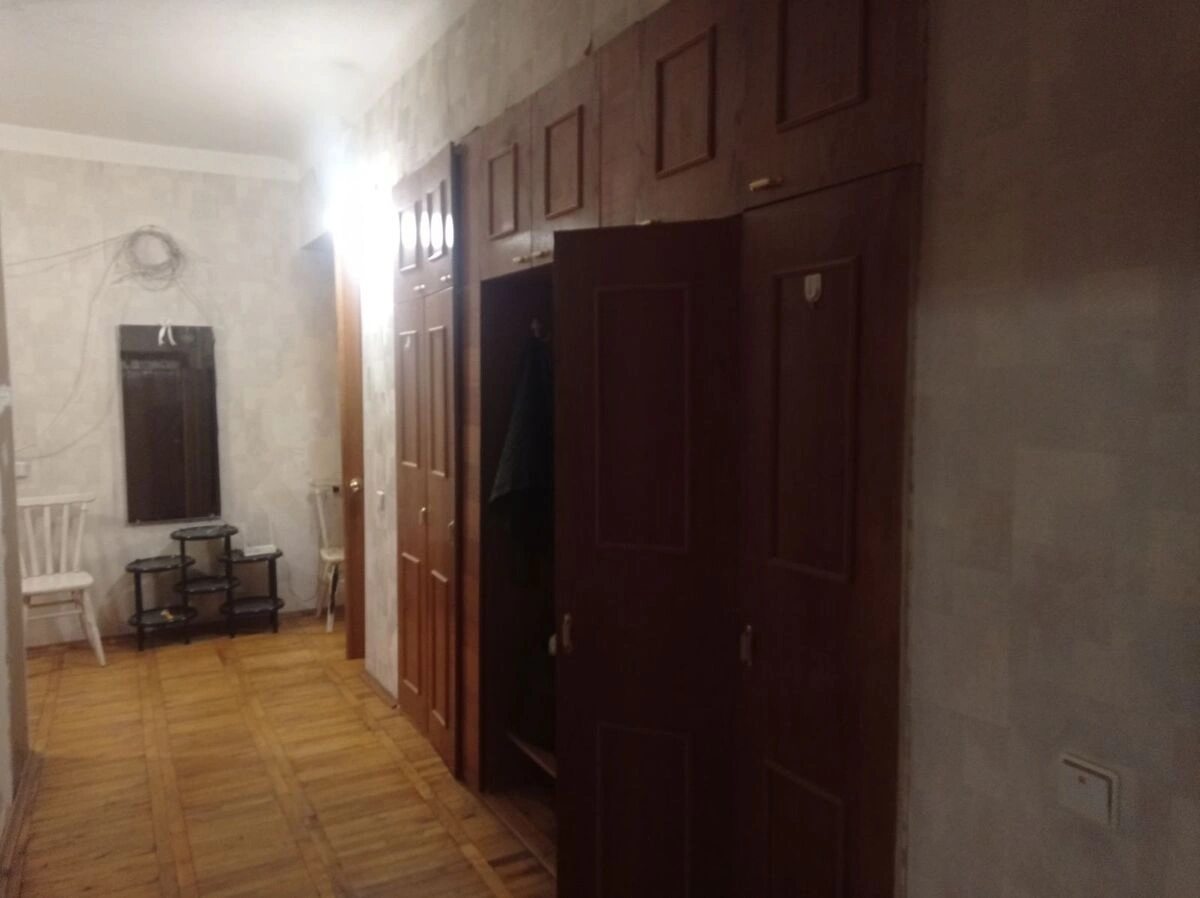 Apartment for rent 2 rooms, 60 m², 2nd fl./7 floors. 6, Yuriya Illyenka vul. Melnykova, Kyiv. 