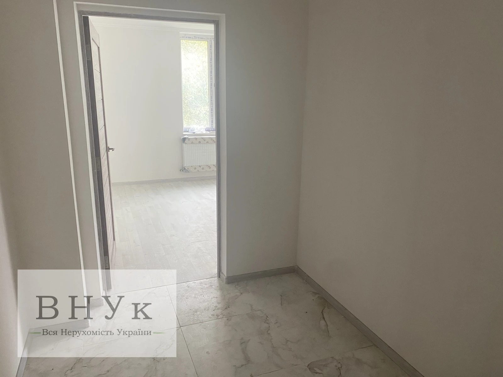 Продаж квартири 2 кімнати, 87 m², 2 пов./10 поверхів. Тролейбусна вул., Тернопіль. 