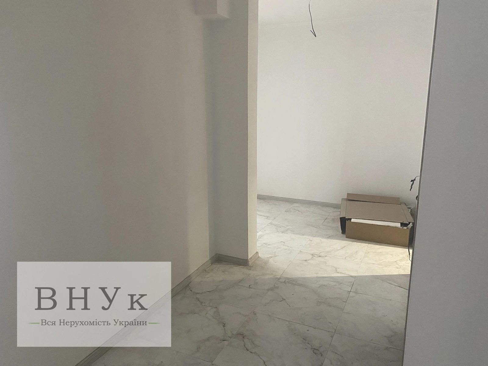 Продаж квартири 2 кімнати, 87 m², 2 пов./10 поверхів. Тролейбусна вул., Тернопіль. 