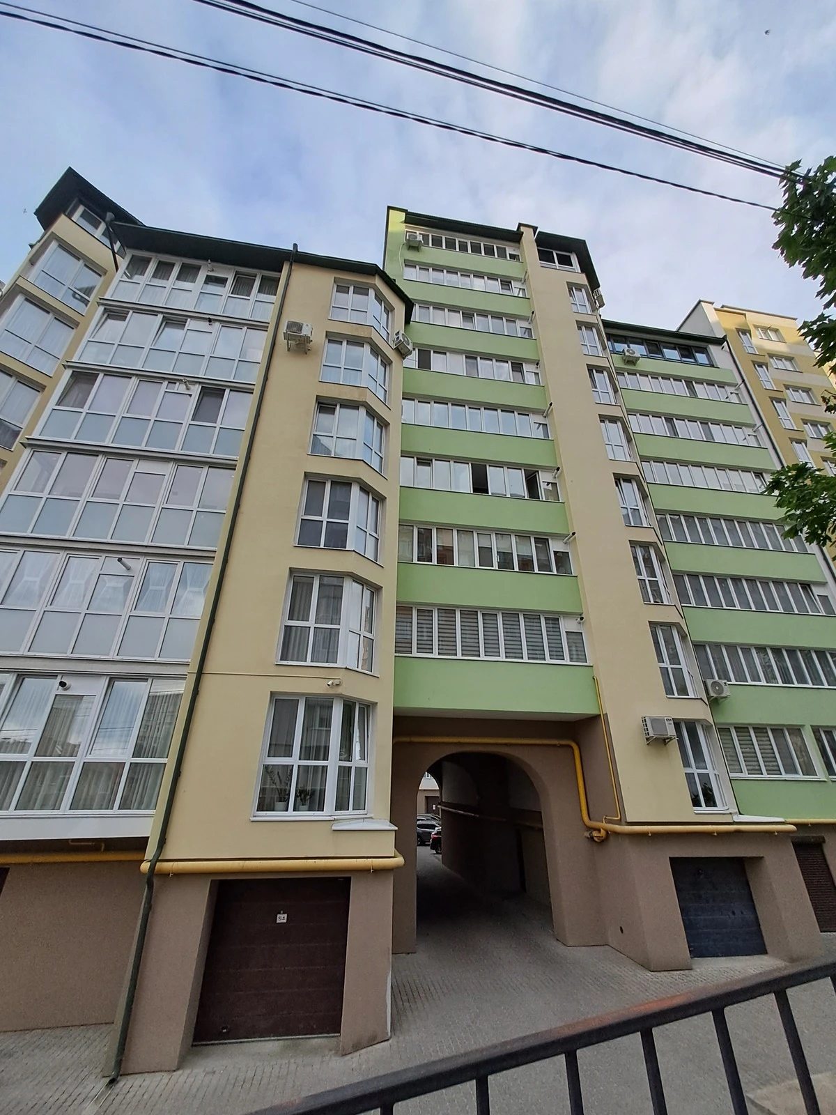 Apartments for sale 2 rooms, 72 m², 6th fl./10 floors. Канада, Ternopil. 