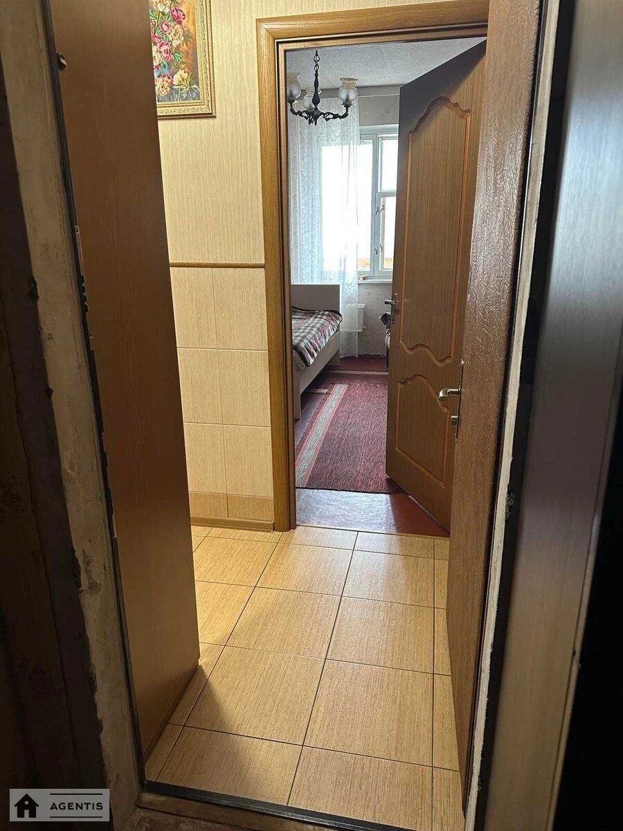 Здам квартиру 2 кімнати, 50 m², 7 пов./10 поверхів. 30, Ревуцького 30, Київ. 