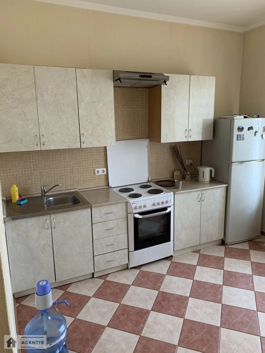 Здам квартиру 1 кімната, 55 m², 21 пов./25 поверхів. 69, Дмитрівська 69, Київ. 