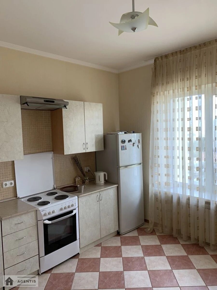 Сдам квартиру 1 комната, 55 m², 21 эт./25 этажей. 69, Дмитриевская 69, Киев. 