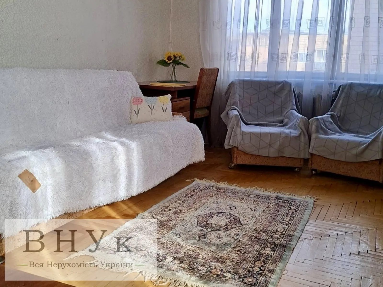 Apartments for sale 2 rooms, 50 m², 9th fl./9 floors. Zluky pr., Ternopil. 