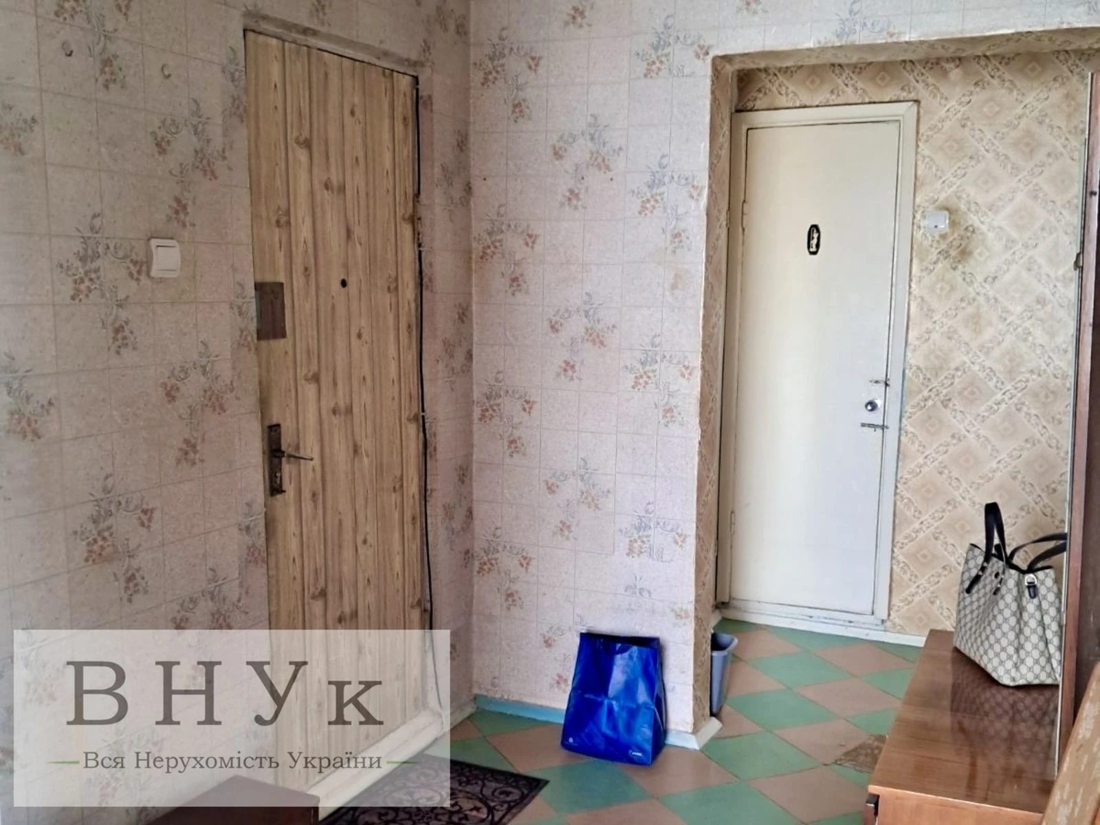 Продаж квартири 2 кімнати, 50 m², 9 пов./9 поверхів. Злуки пр., Тернопіль. 