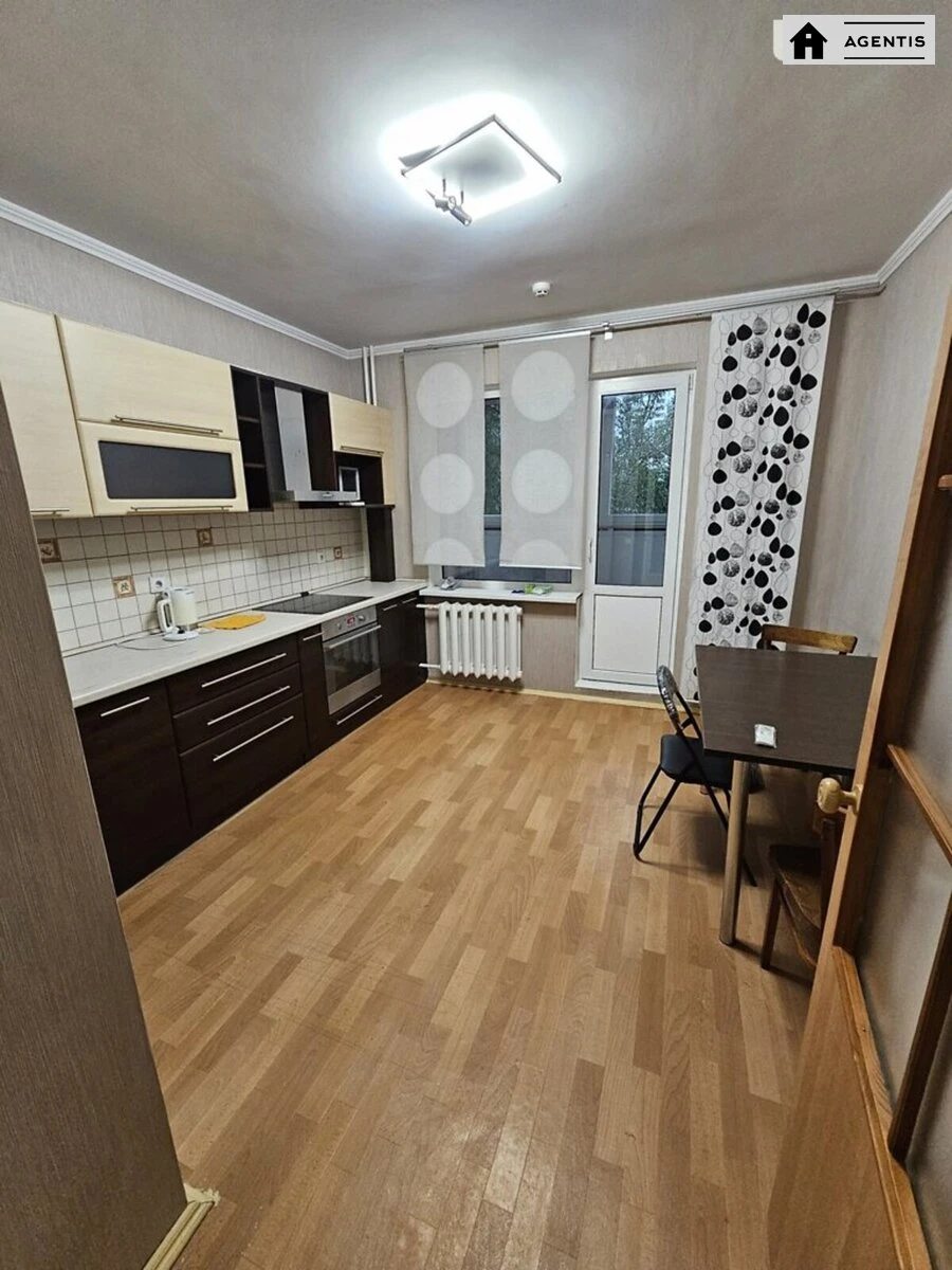 Apartment for rent 1 room, 52 m², 2nd fl./25 floors. 28, Anny Akhmatovoyi vul., Kyiv. 