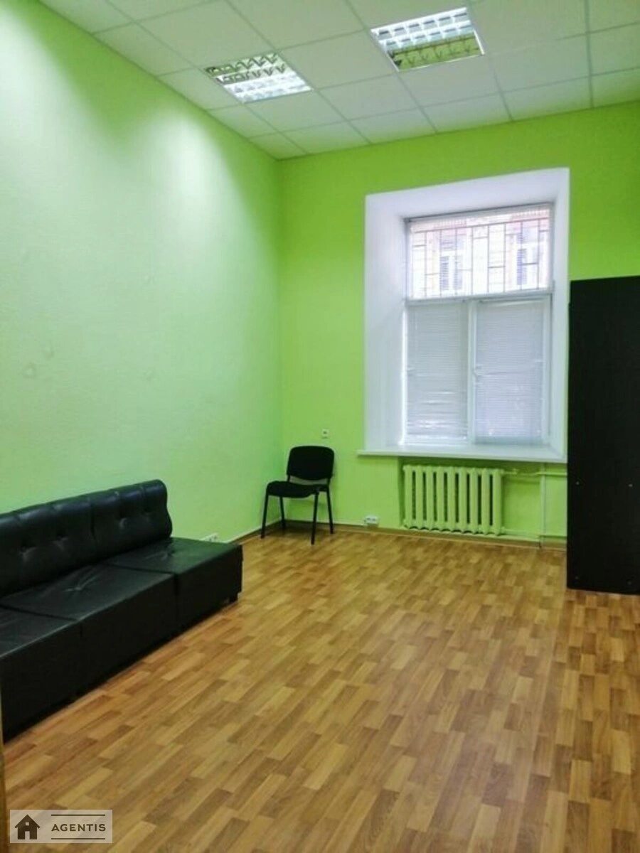 Apartment for rent 5 rooms, 100 m², 1st fl./4 floors. 12, Velika Zhytomirska 12, Kyiv. 