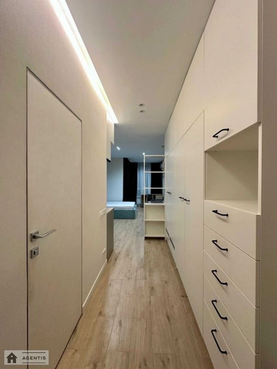 Здам квартиру 1 кімната, 30 m², 14 пов./25 поверхів. Каховська, Київ. 