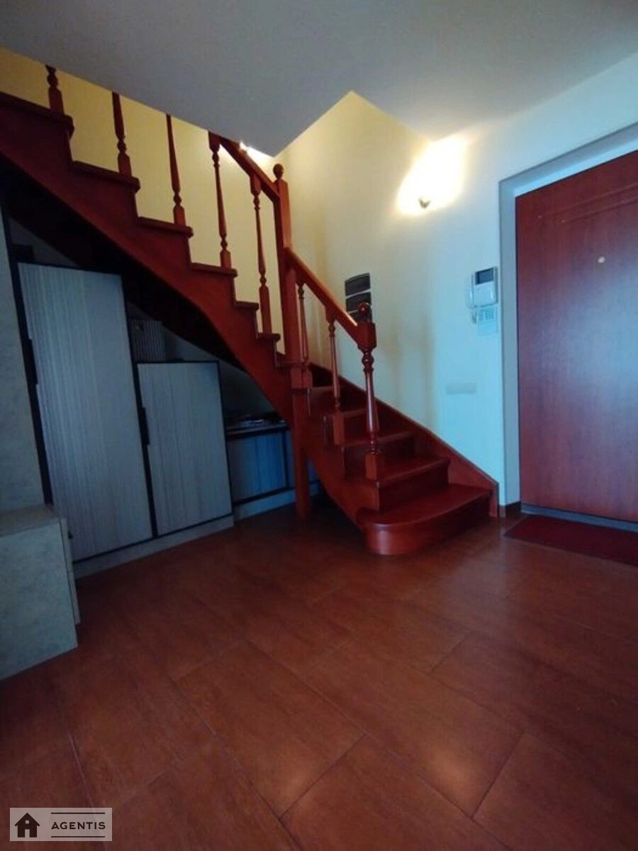 Apartment for rent 4 rooms, 142 m², 19th fl./20 floors. 8, Darnytckiy 8, Kyiv. 