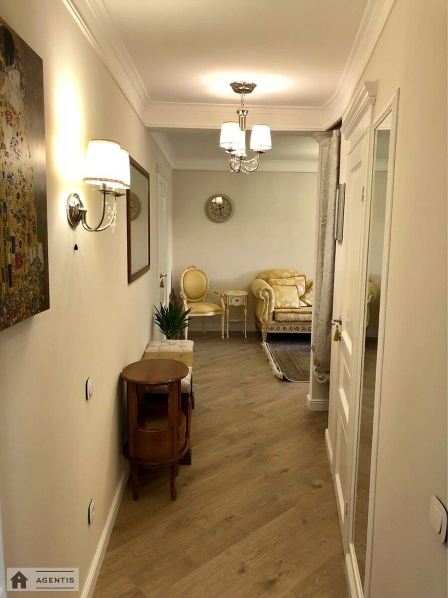 Apartment for rent 2 rooms, 53 m², 5th fl./5 floors. 10, Serhiya Husovskoho vul., Kyiv. 