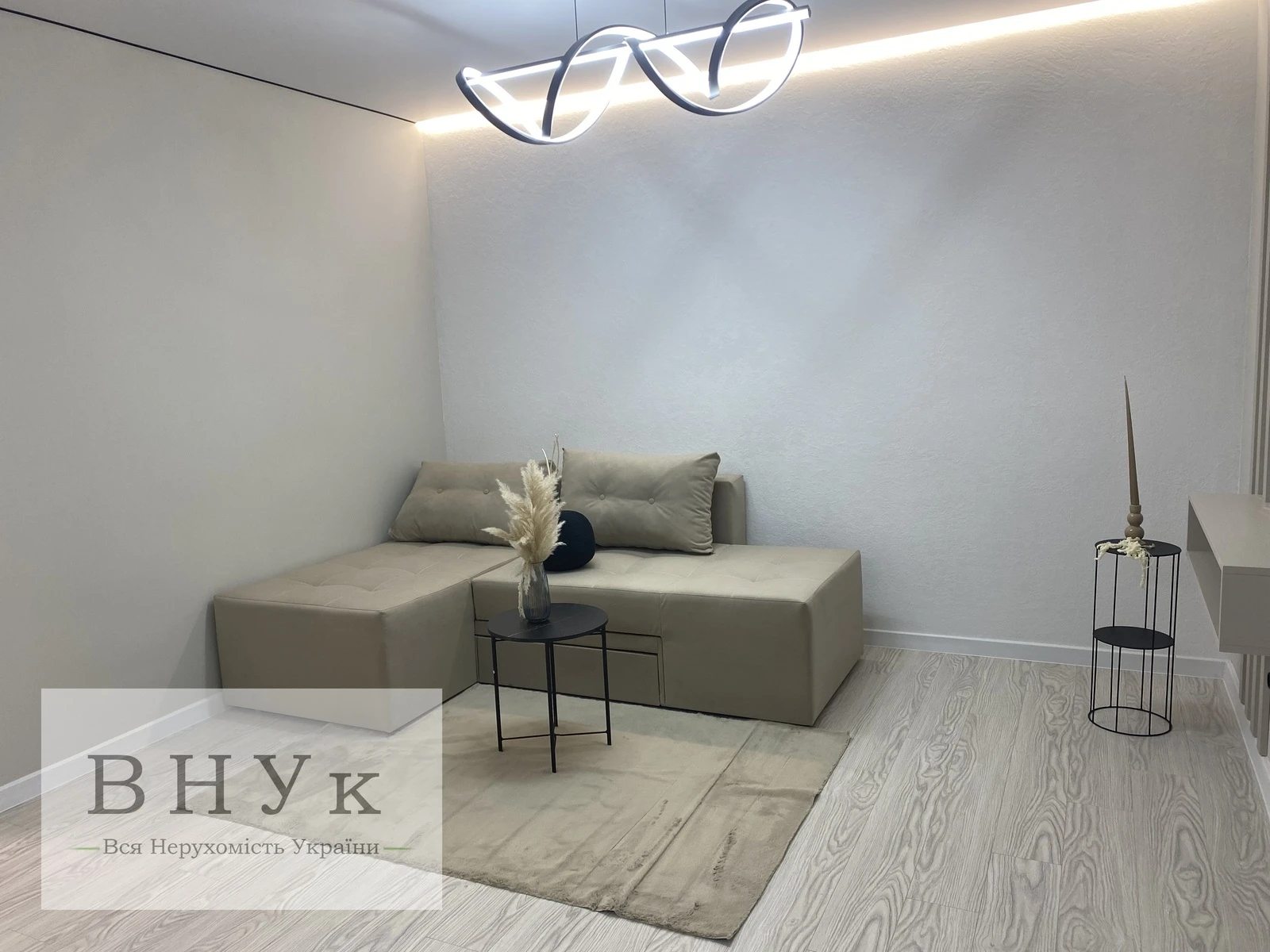 Продаж квартири 2 кімнати, 57 m², 3 пов./11 поверхів. Київська вул., Тернопіль. 