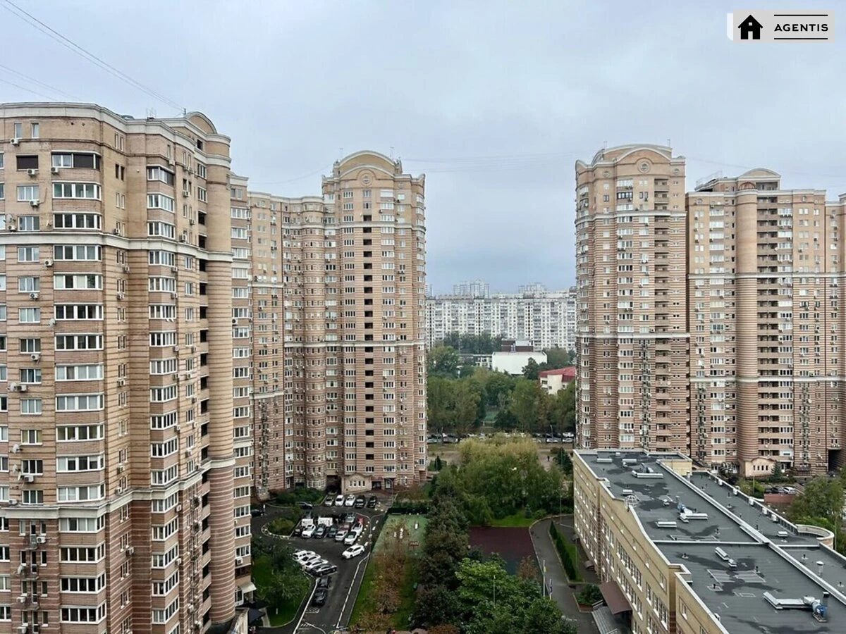 Сдам квартиру 2 комнаты, 80 m², 15 эт./25 этажей. 13, Голосеевская 13, Киев. 