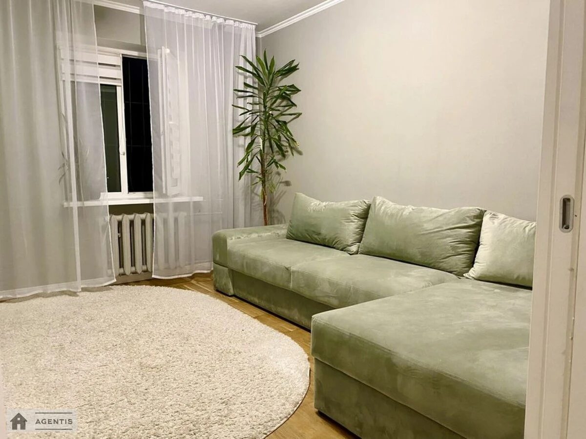 Здам квартиру 2 кімнати, 58 m², 1 пов./10 поверхів. 7, Ярослава Гашека бульв., Київ. 