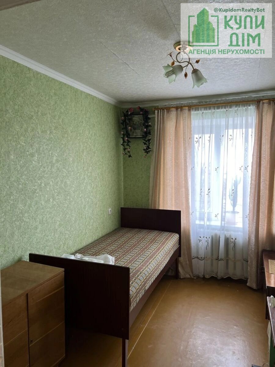 Продаж квартири 2 кімнати, 45 m², 3 пов./5 поверхів. Кропивницький. 