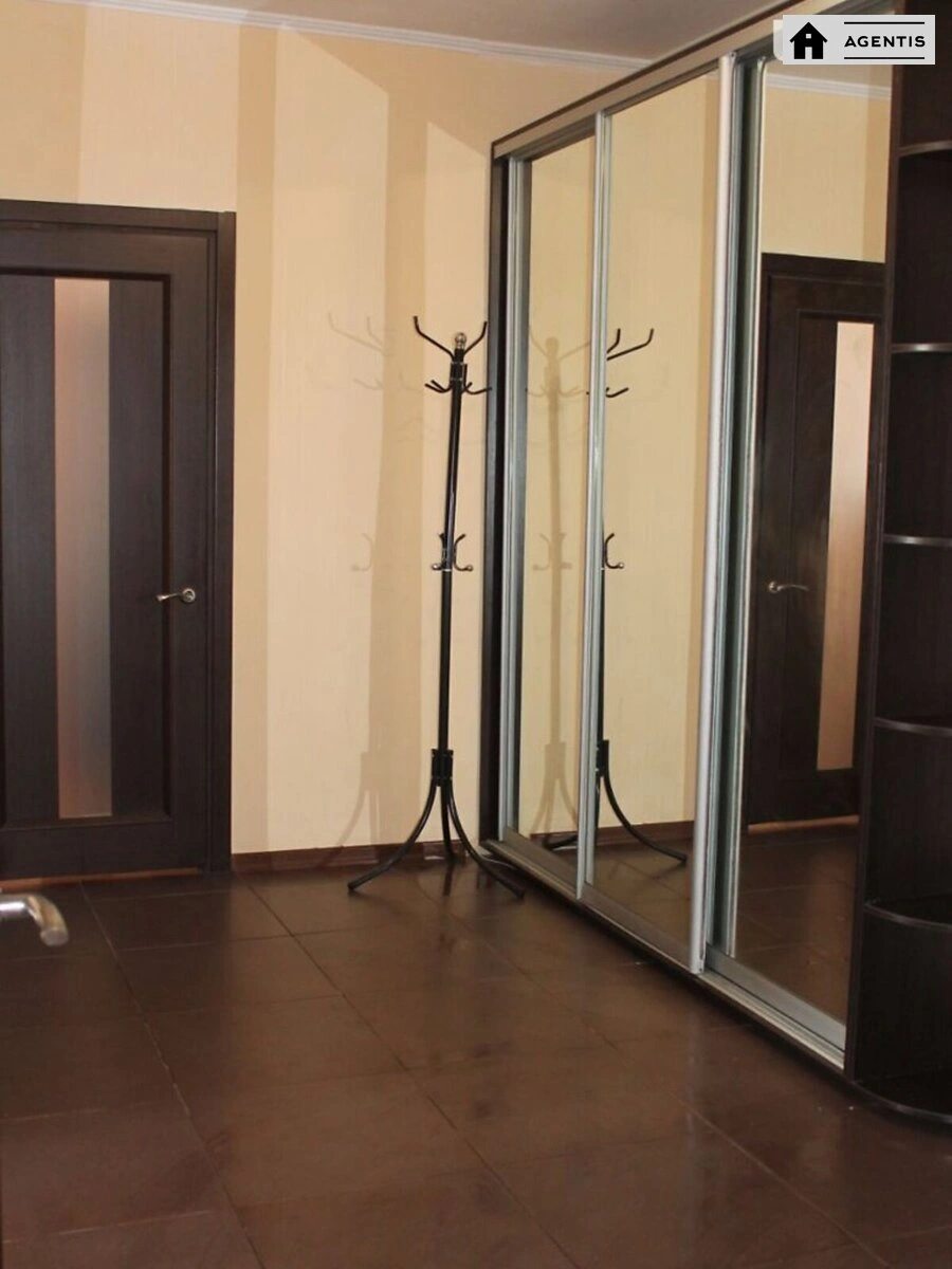 Apartment for rent 2 rooms, 73 m², 19th fl./25 floors. 3, Oleny Pchilky vul., Kyiv. 