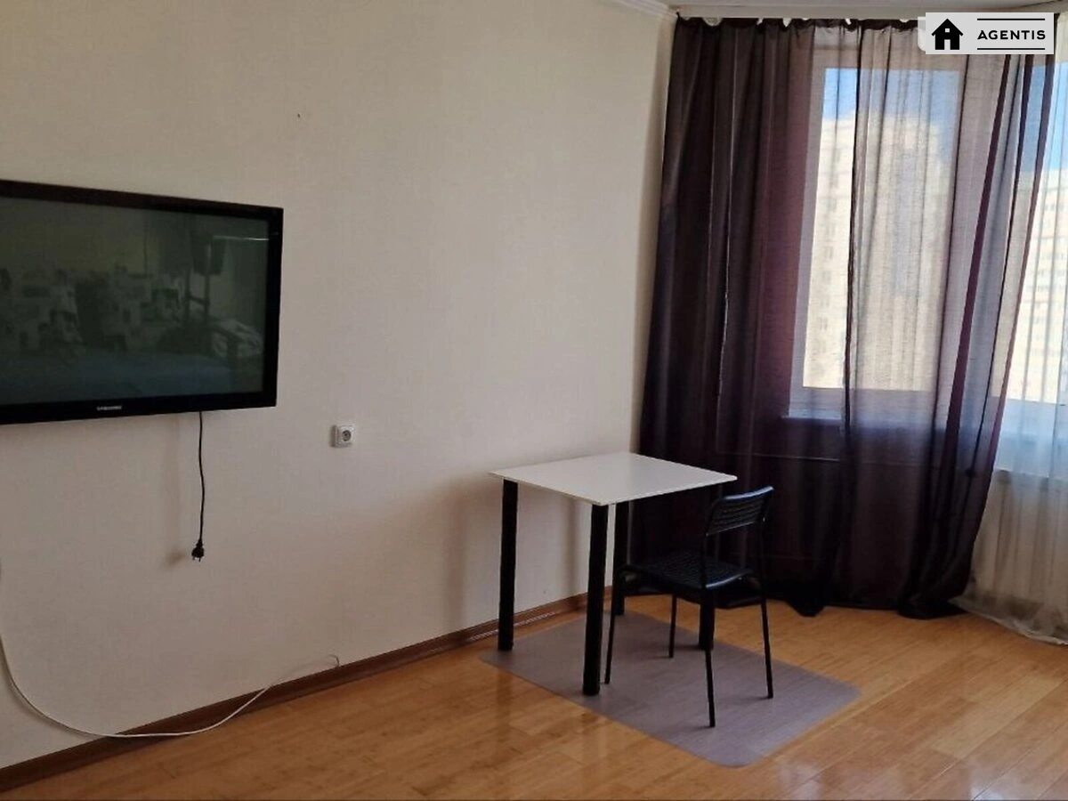 Apartment for rent 2 rooms, 73 m², 19th fl./25 floors. 3, Oleny Pchilky vul., Kyiv. 