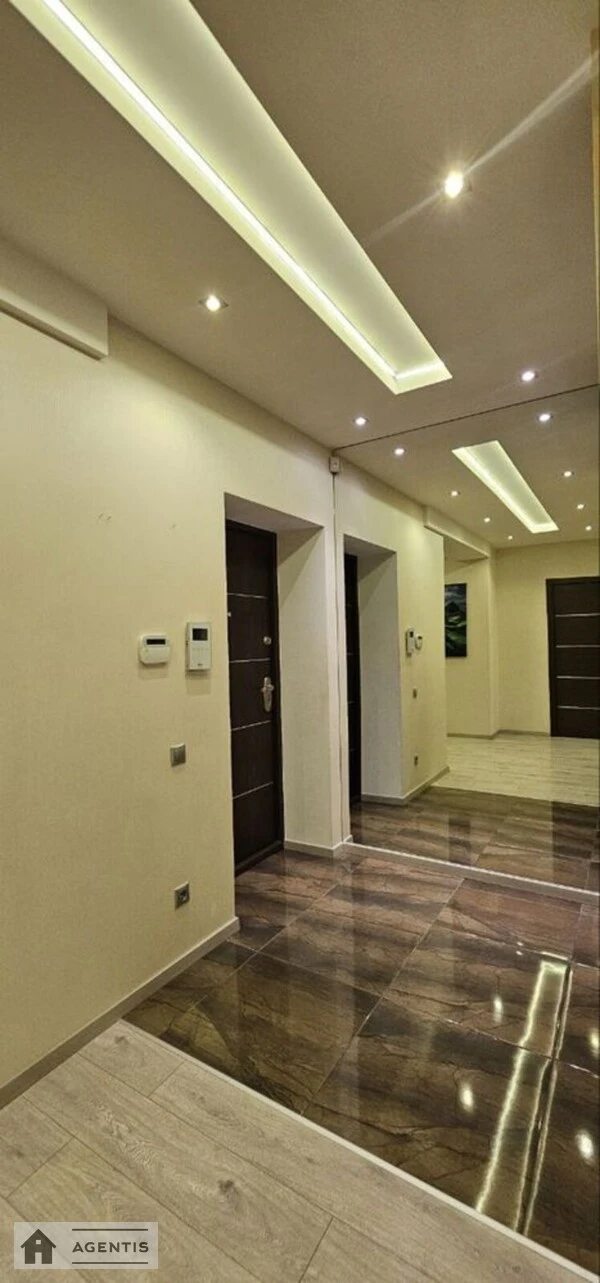 Apartment for rent 3 rooms, 107 m², 6th fl./6 floors. Ivana Kavaleridze vul., Kyiv. 