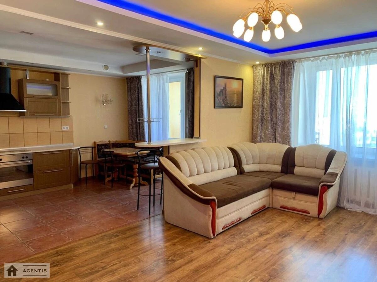 Apartment for rent 3 rooms, 98 m², 12th fl./12 floors. 58, Kharkivske 58, Kyiv. 