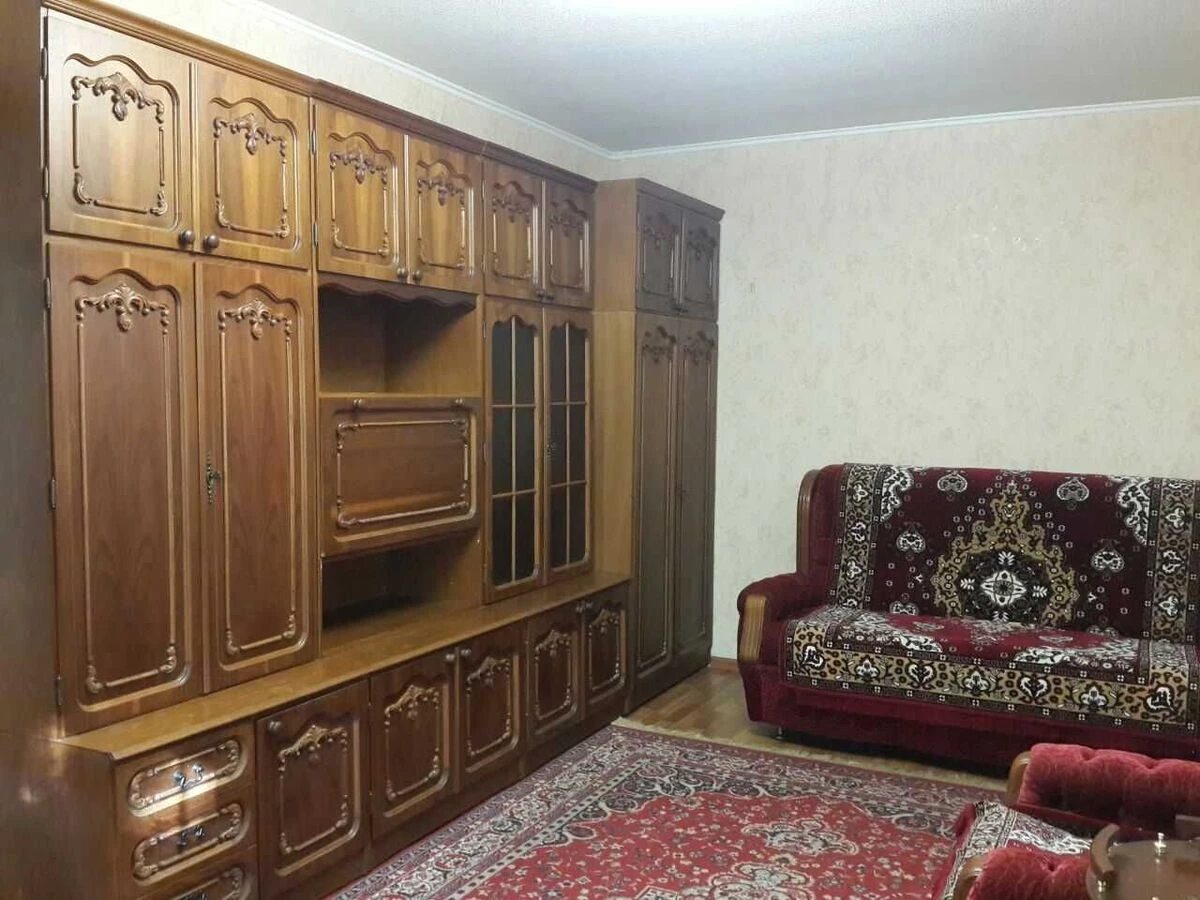 Apartment for rent 2 rooms, 46 m², 1st fl./5 floors. 12, Mykoly Vasylenka vul., Kyiv. 