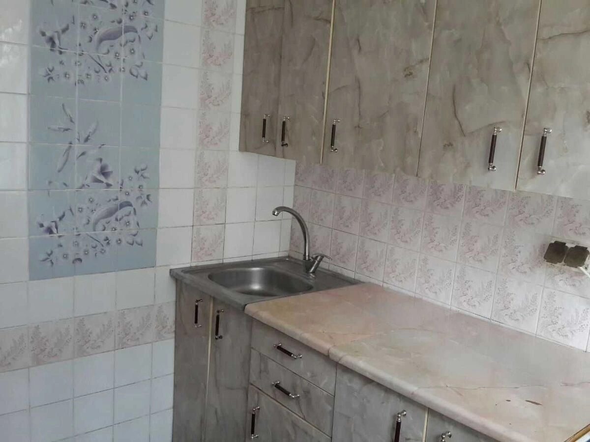 Здам квартиру 2 кімнати, 46 m², 1 пов./5 поверхів. 12, Миколи Василенка вул., Київ. 