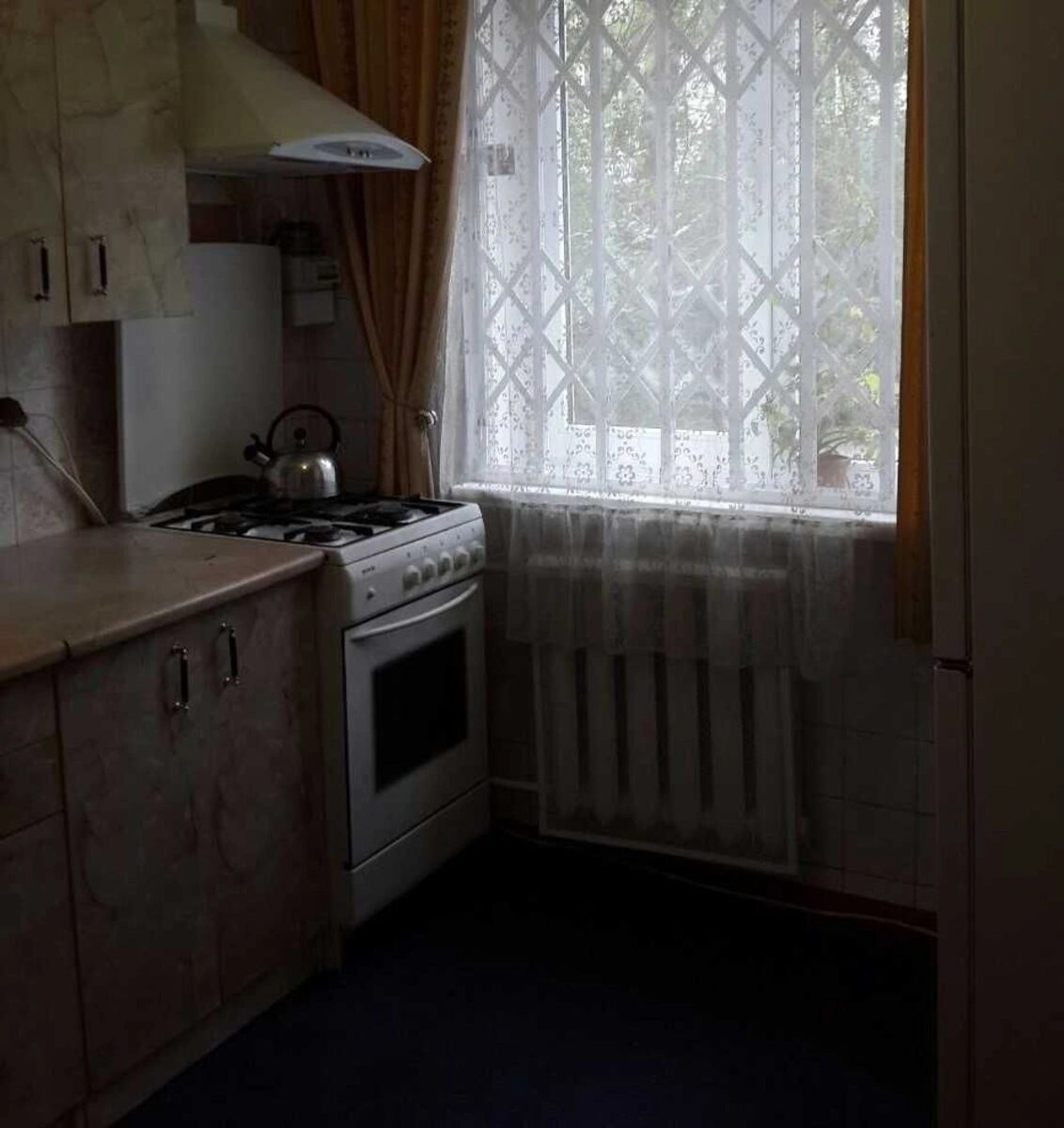 Apartment for rent 2 rooms, 46 m², 1st fl./5 floors. 12, Mykoly Vasylenka vul., Kyiv. 