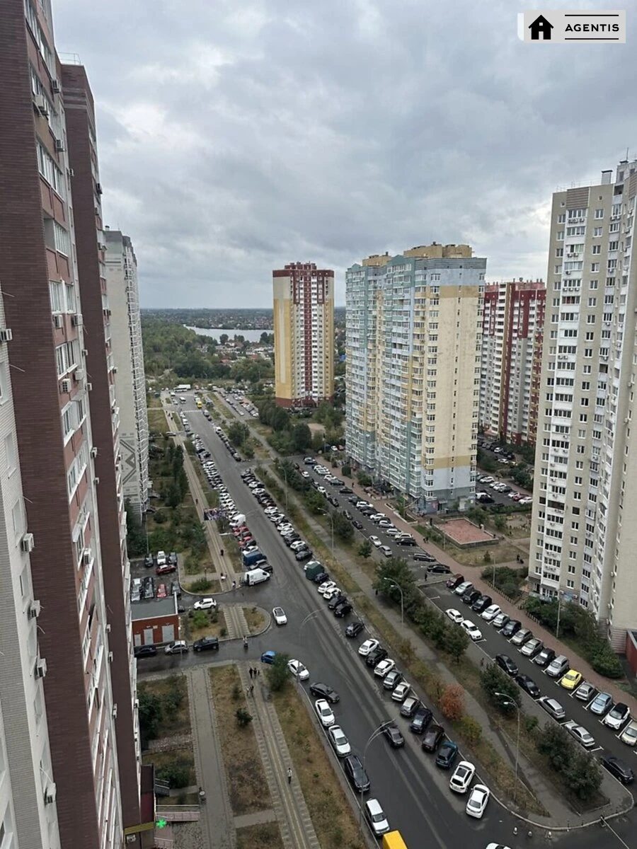 Сдам квартиру 1 комната, 39 m², 20 эт./25 этажей. 3, Софії Русової вул., Киев. 