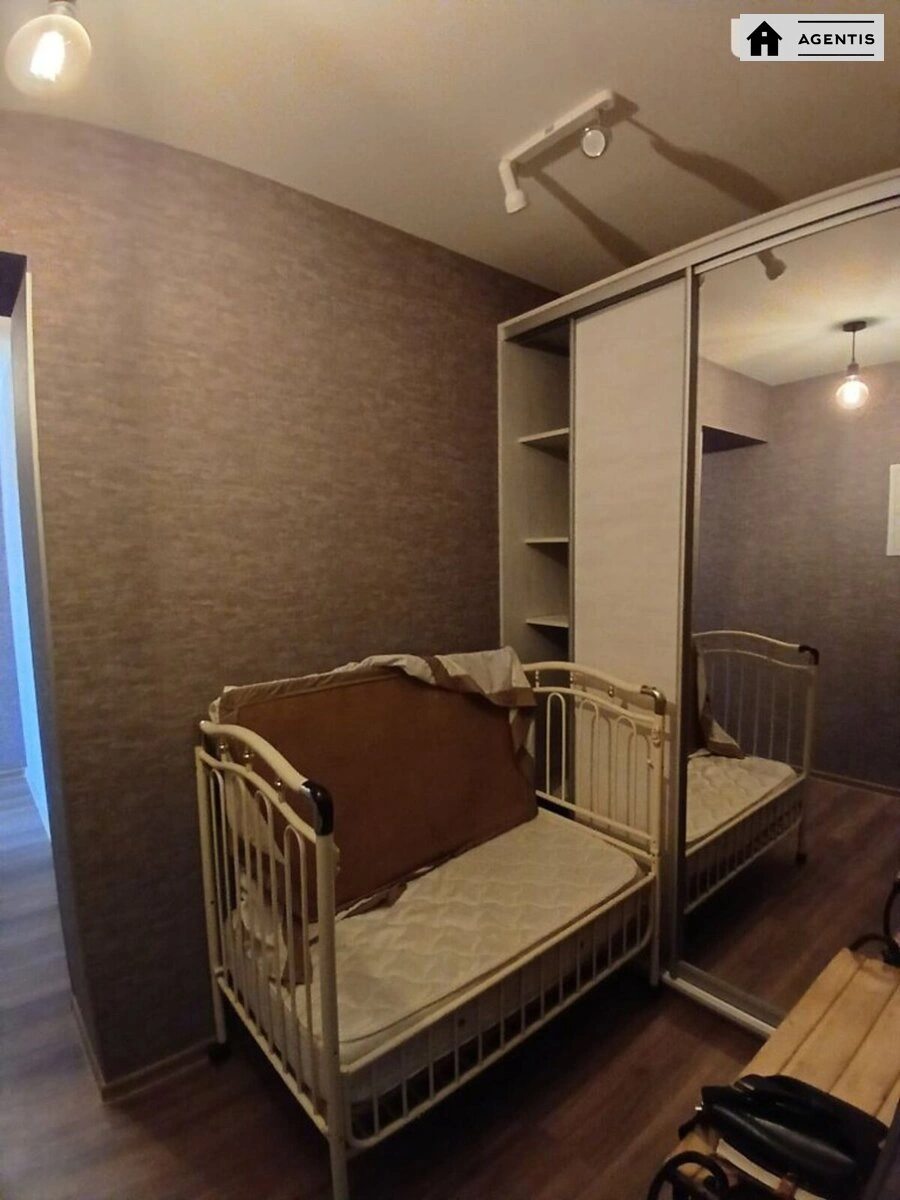 Сдам квартиру 2 комнаты, 50 m², 14 эт./16 этажей. 114, Берестейський просп. (Перемоги), Киев. 