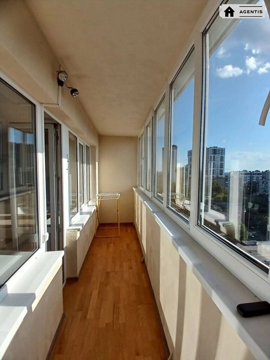 Apartment for rent 2 rooms, 50 m², 14th fl./16 floors. 114, Beresteyskyy prosp. Peremohy, Kyiv. 