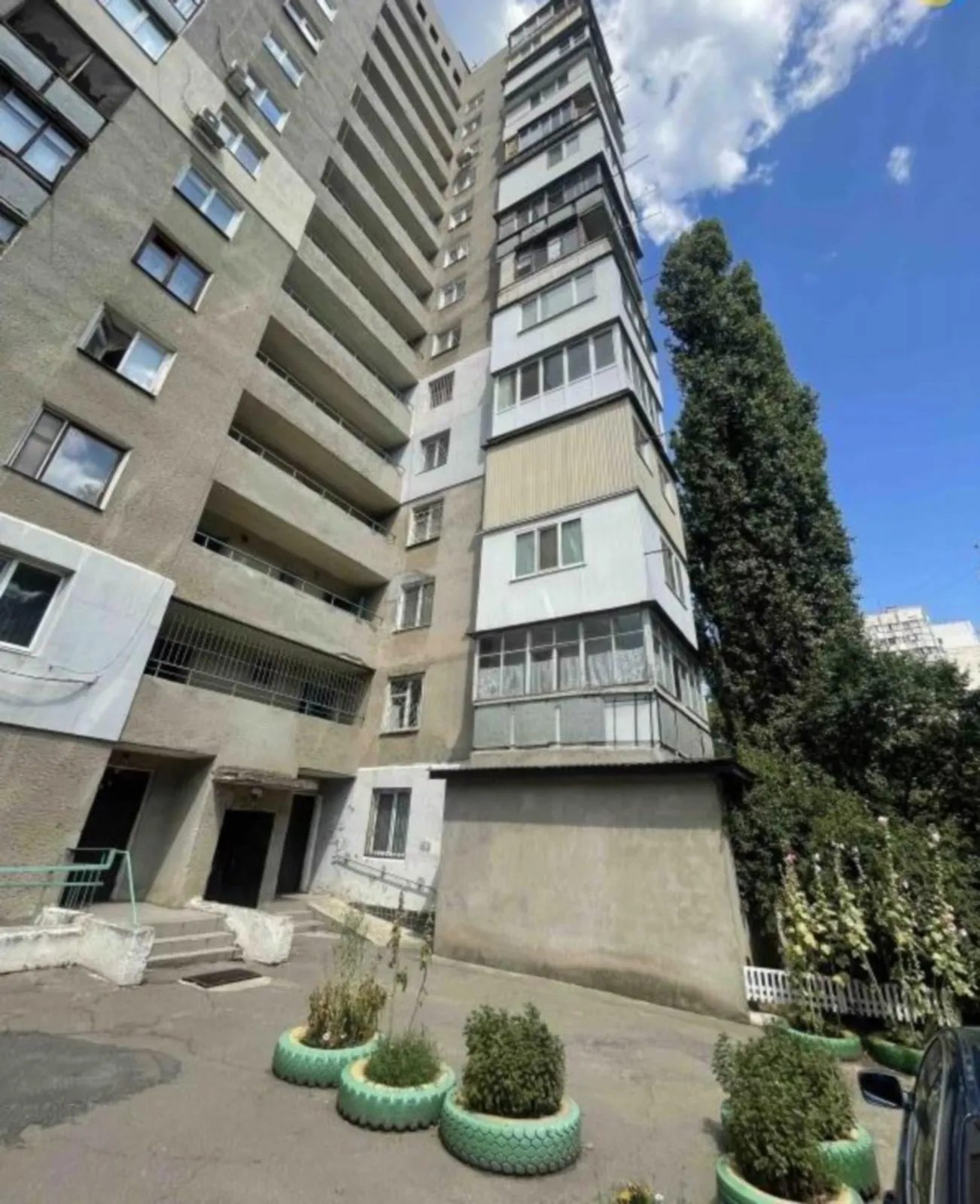 Apartments for sale 1 room, 38 m², 12th fl./14 floors. Vylyamsa Akademyka ul., Odesa. 