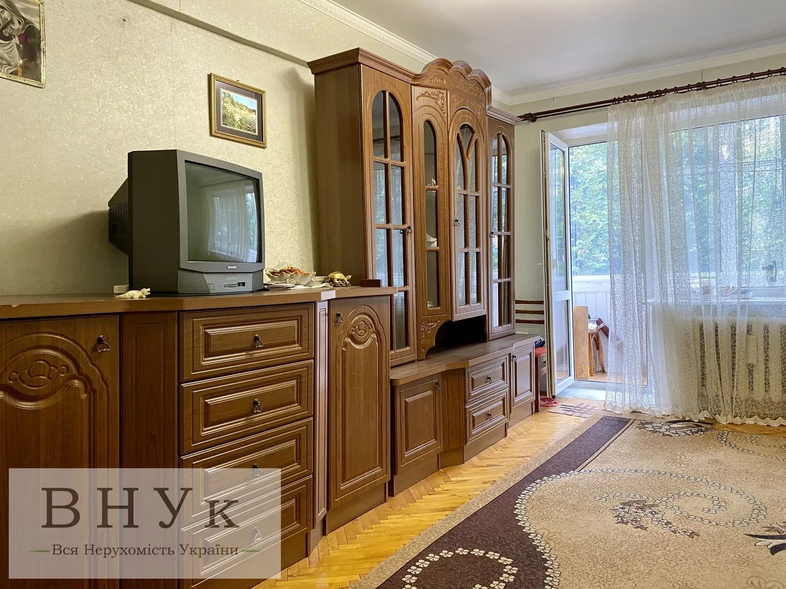 Apartments for sale 3 rooms, 61 m², 2nd fl./5 floors. Huzara , Ternopil. 