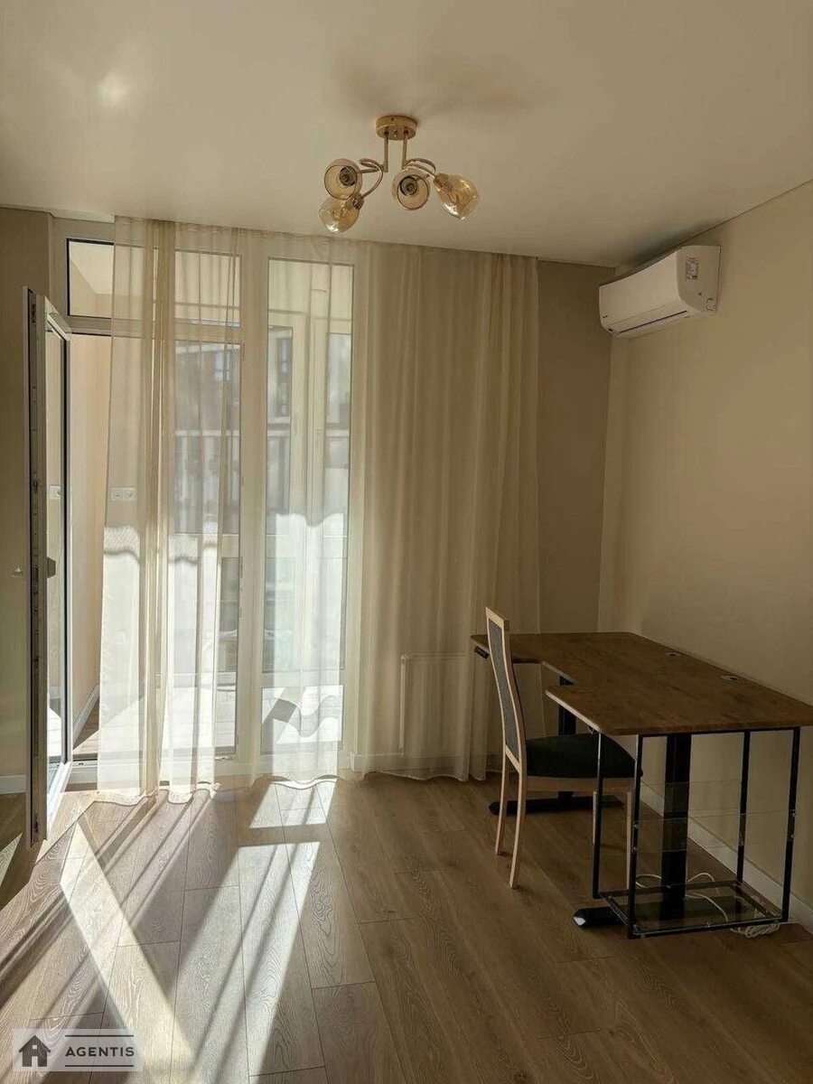 Apartment for rent 2 rooms, 69 m², 7th fl./26 floors. Zarichna, Kyiv. 