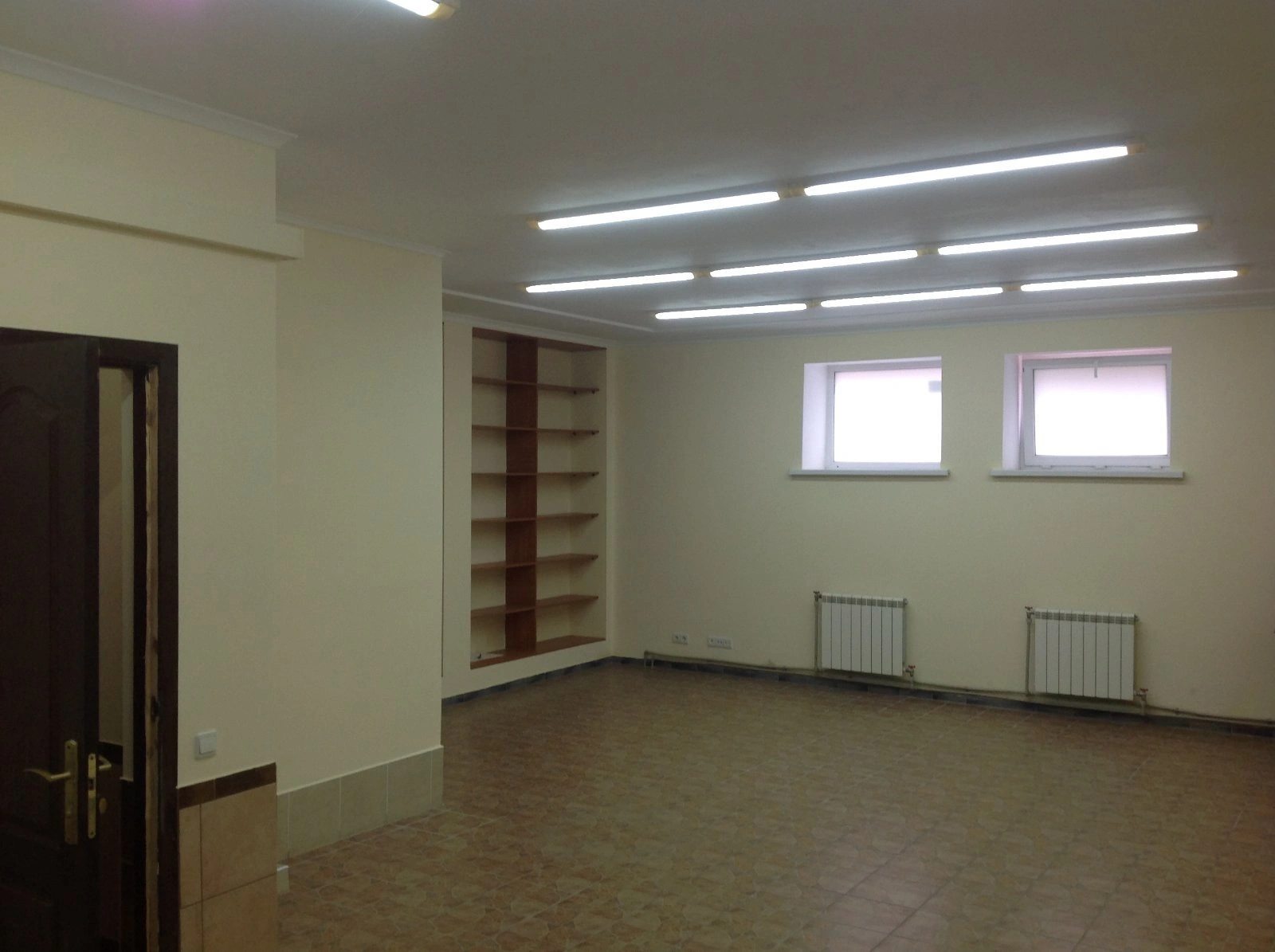 Office for sale 60 m², 1st fl./1 floor. Ozernaya , Sofiyivska Borshchahivka. 