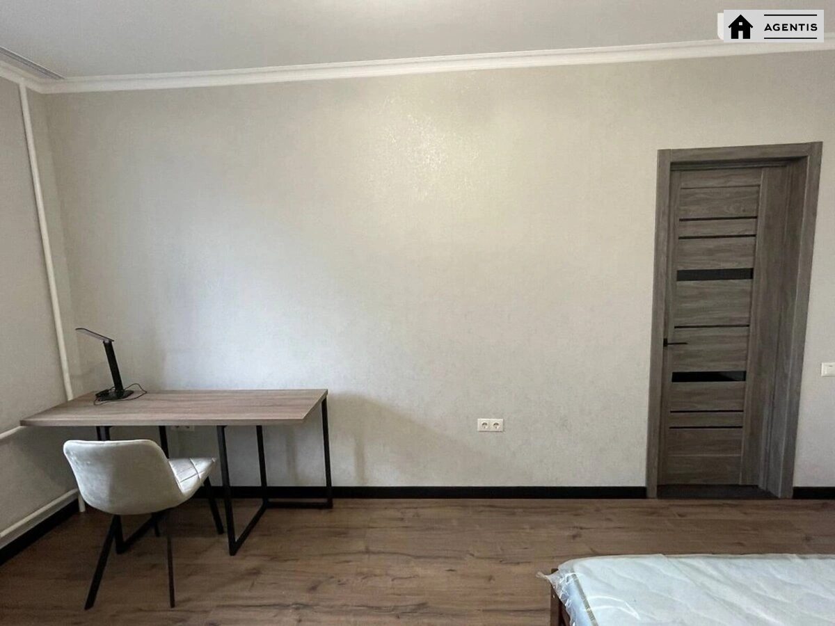 Здам квартиру 1 кімната, 33 m², 4 пов./9 поверхів. 41, Петра Григоренка просп., Київ. 