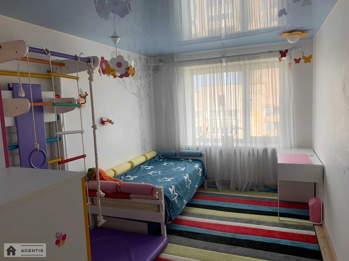 Здам квартиру 4 кімнати, 85 m², 16 пов./16 поверхів. Шевченківський район, Київ. 