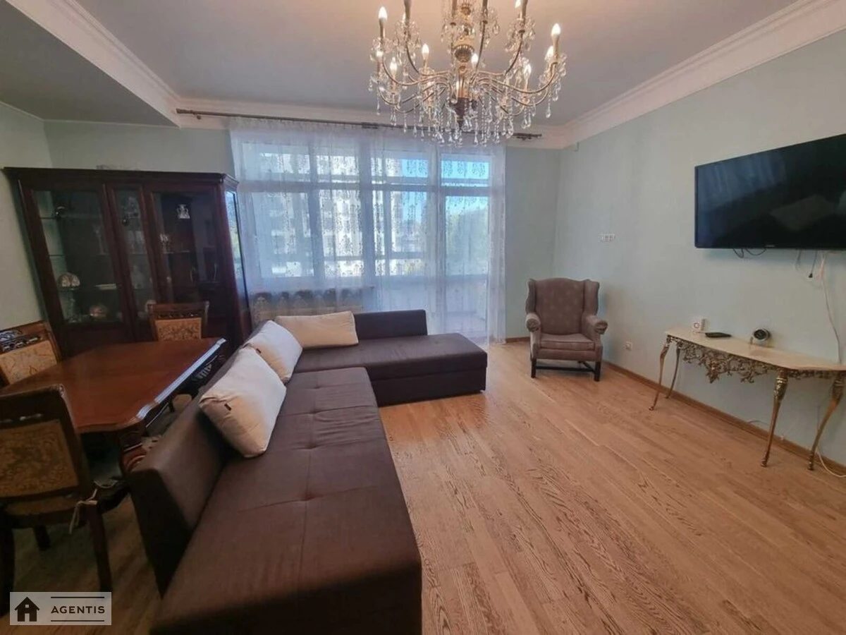 Здам квартиру 4 кімнати, 156 m², 5 пов./27 поверхів. Гетьманська вул. (Майкопська), Київ. 