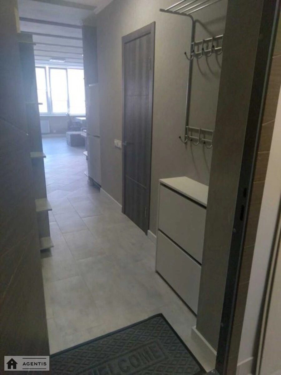 Здам квартиру 1 кімната, 33 m², 10 пов./20 поверхів. 52, Данила Щербаківського вул. (Щербакова), Київ. 