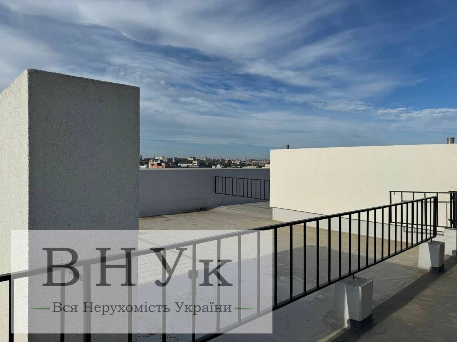 Apartments for sale 1 room, 43 m², 5th fl./5 floors. Shpytalna vul., Ternopil. 