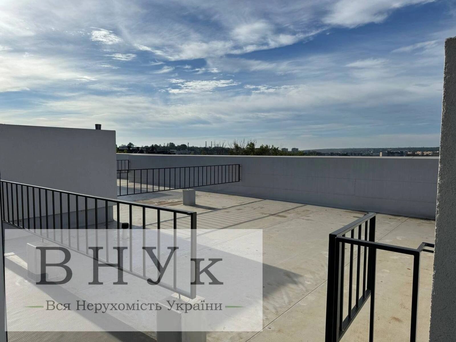 Apartments for sale 1 room, 43 m², 5th fl./5 floors. Shpytalna vul., Ternopil. 