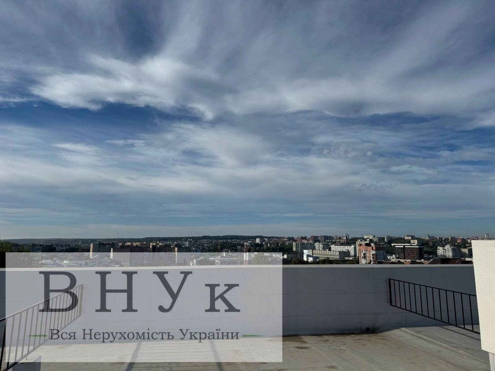 Apartments for sale 1 room, 43 m², 5th fl./5 floors. Shpytalna vul., Ternopil. 